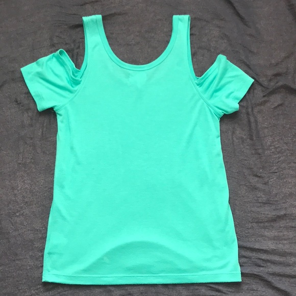 Teal shirt with cold shoulder - Picture 3 of 3